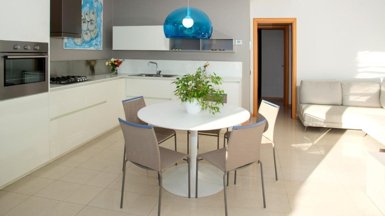 Marina Uno View Apartment Линьяно-Саббьядоро Экстерьер фото